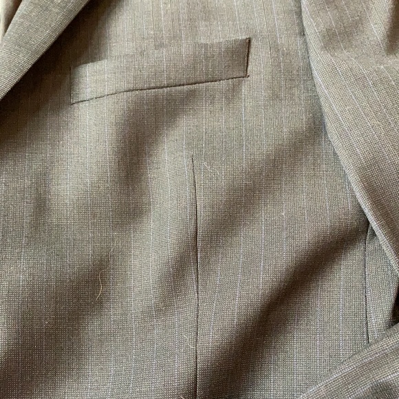 Michael Kors two-piece suit for boys - Picture 3 of 8